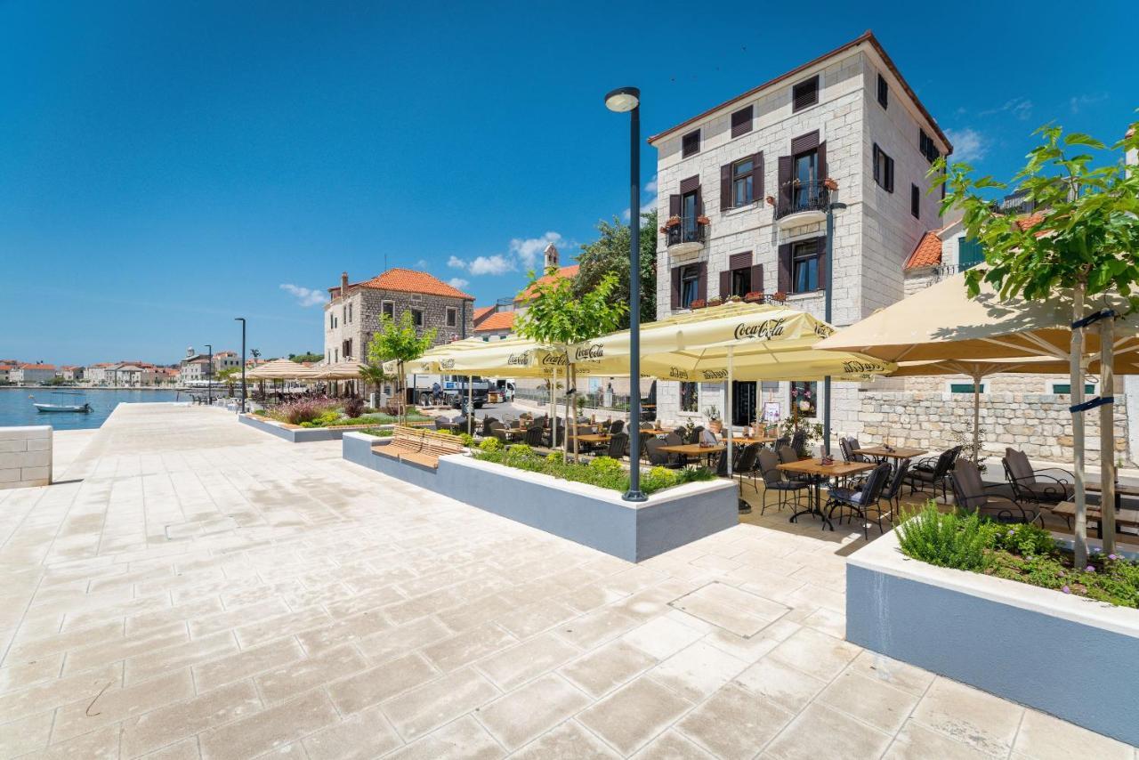 Luxury Apartments Perko Kaštela Buitenkant foto
