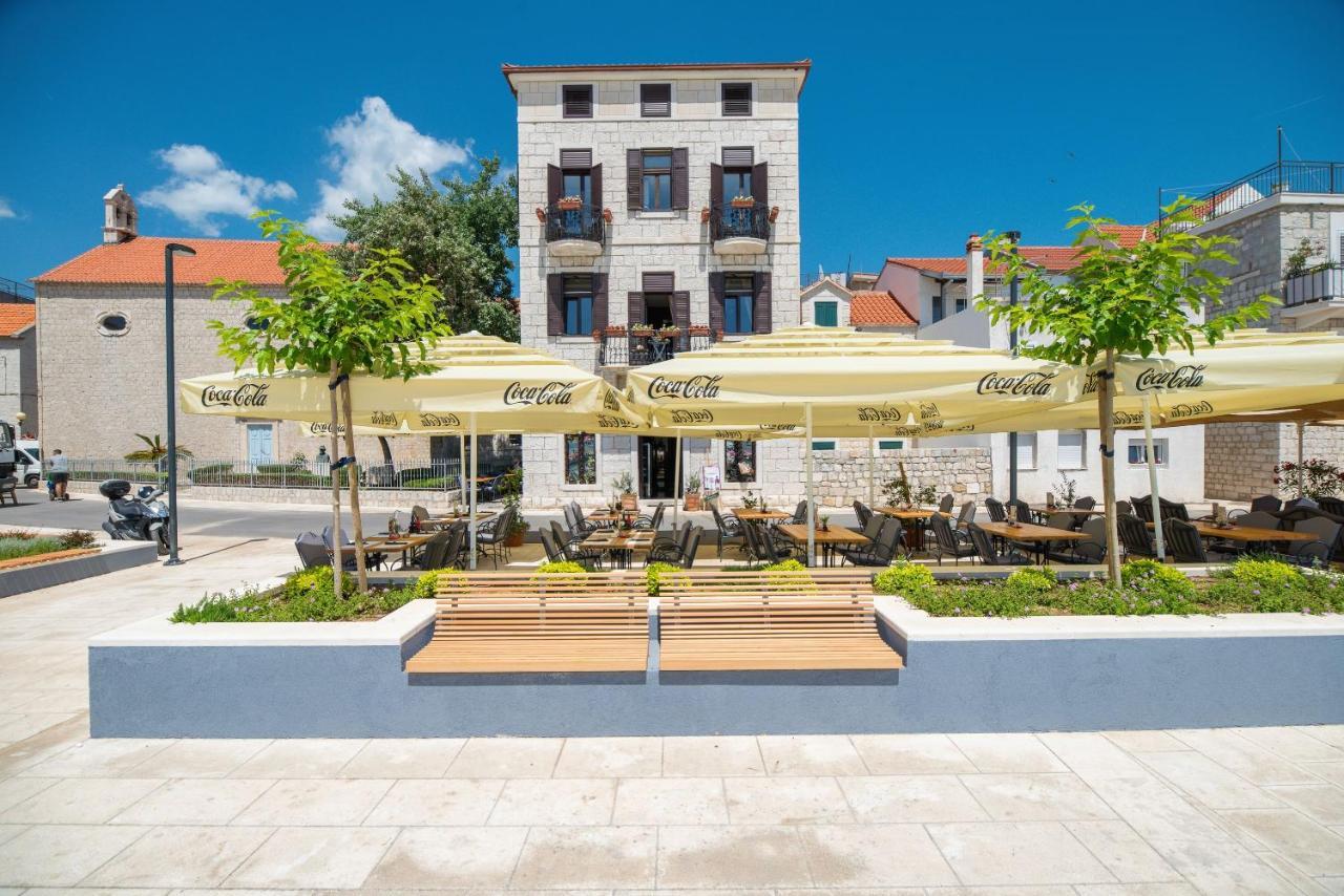 Luxury Apartments Perko Kaštela Buitenkant foto