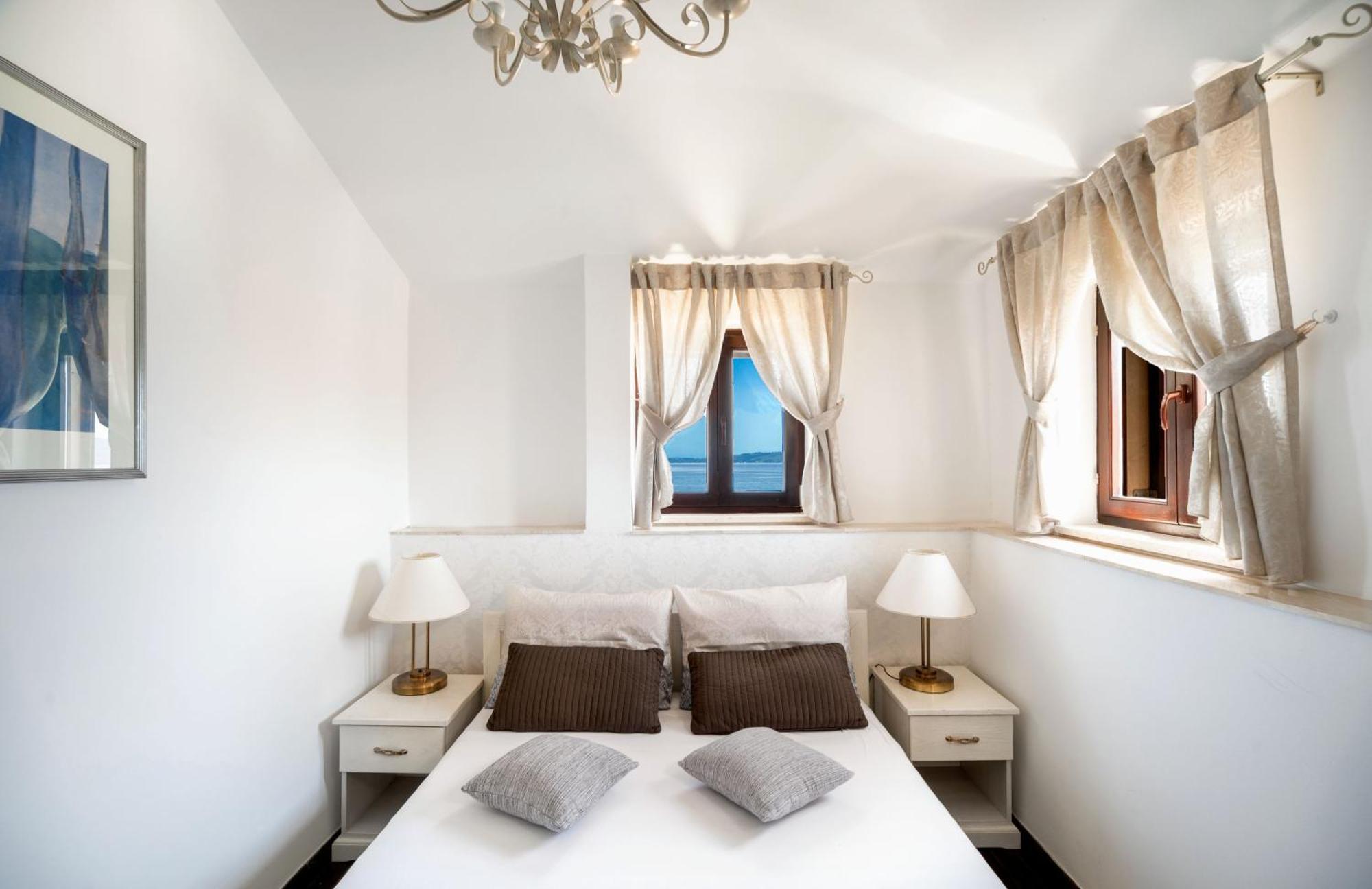 Luxury Apartments Perko Kaštela Kamer foto