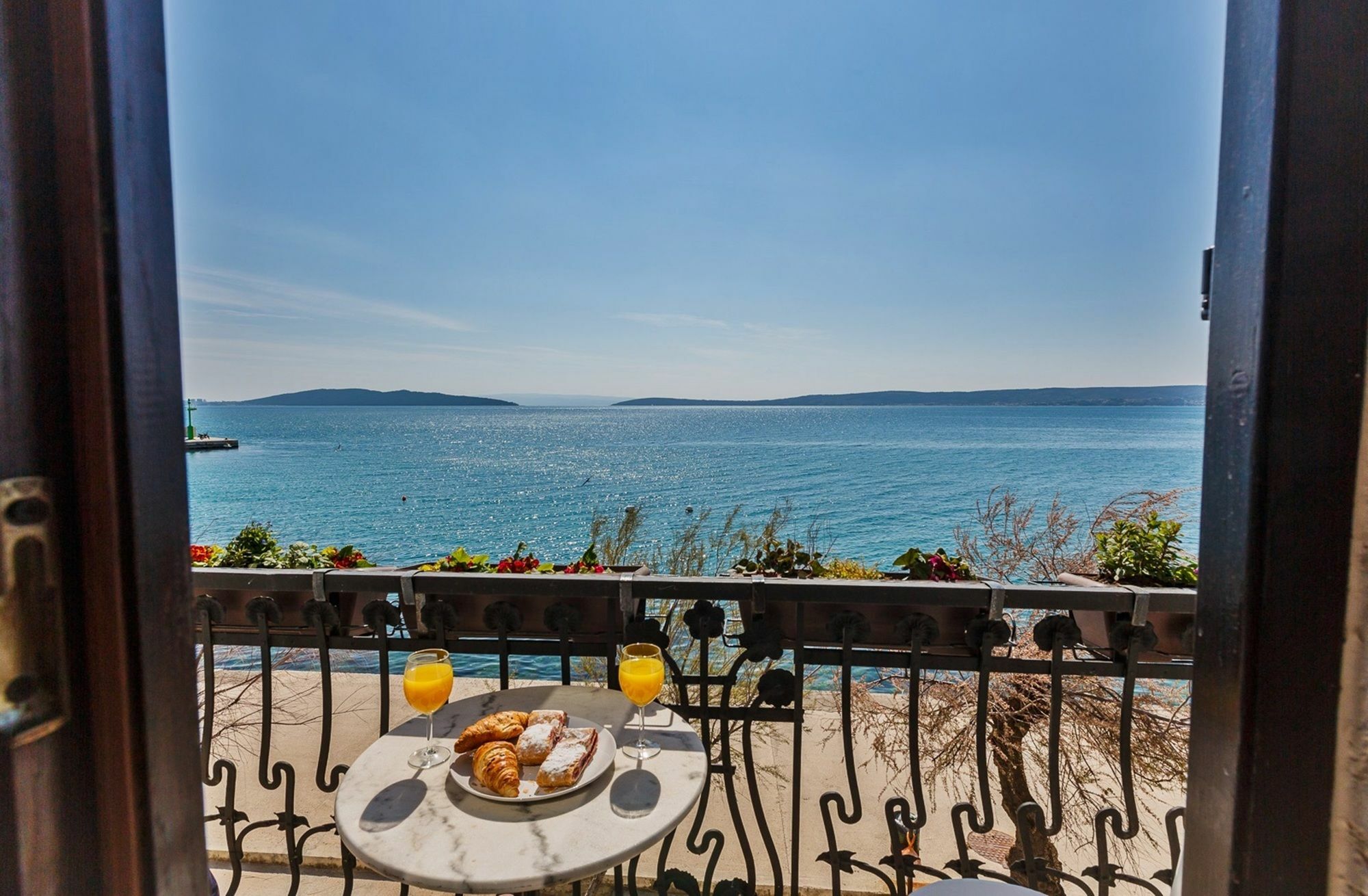 Luxury Apartments Perko Kaštela Buitenkant foto